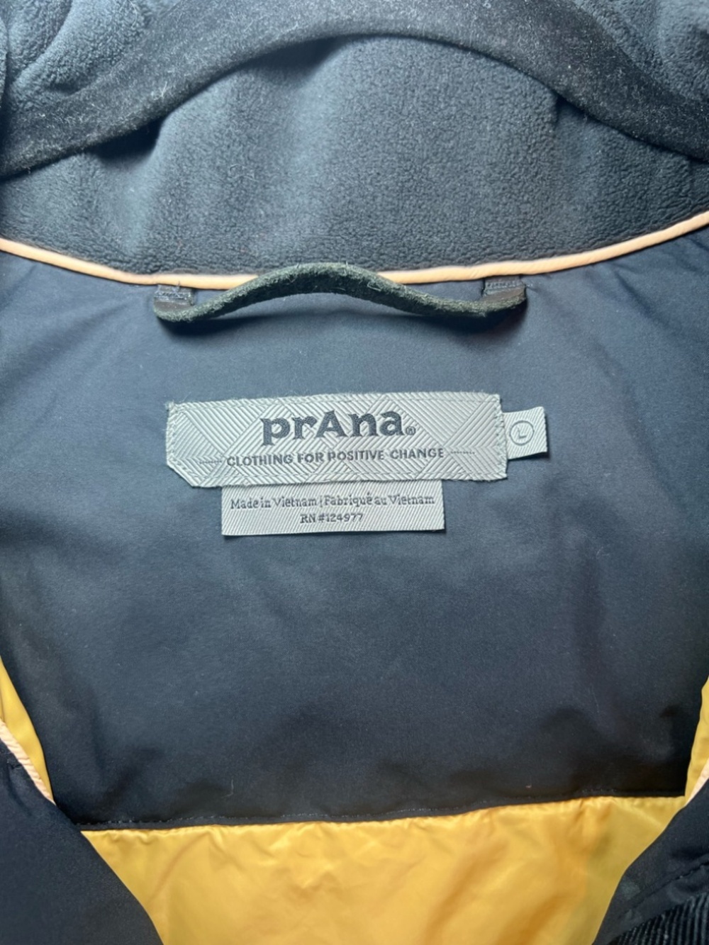 Prana Hooded Puffer Vest Black Lined Pockets Full Zip Outdoor Cozy Winter Large - Picture 3 of 16